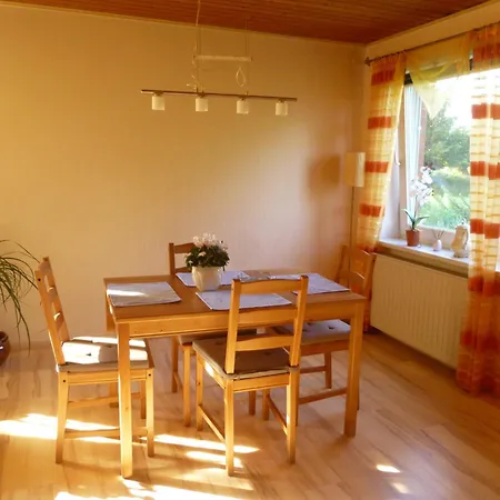 Stoeterau - Ebenerdige Mit Sonnenterrasse Lejlighed Erfde